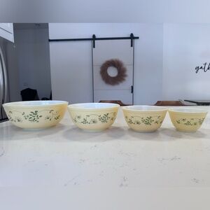 Pyrex Shenandoah Nesting Bowl Set